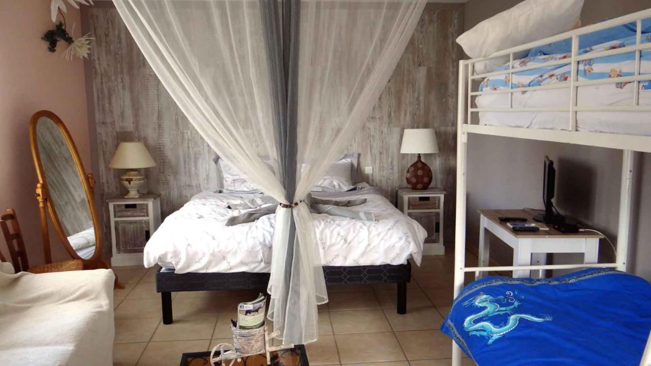 Alaguyauder La Chambre Chatillon-sur-Broue Exteriör bild