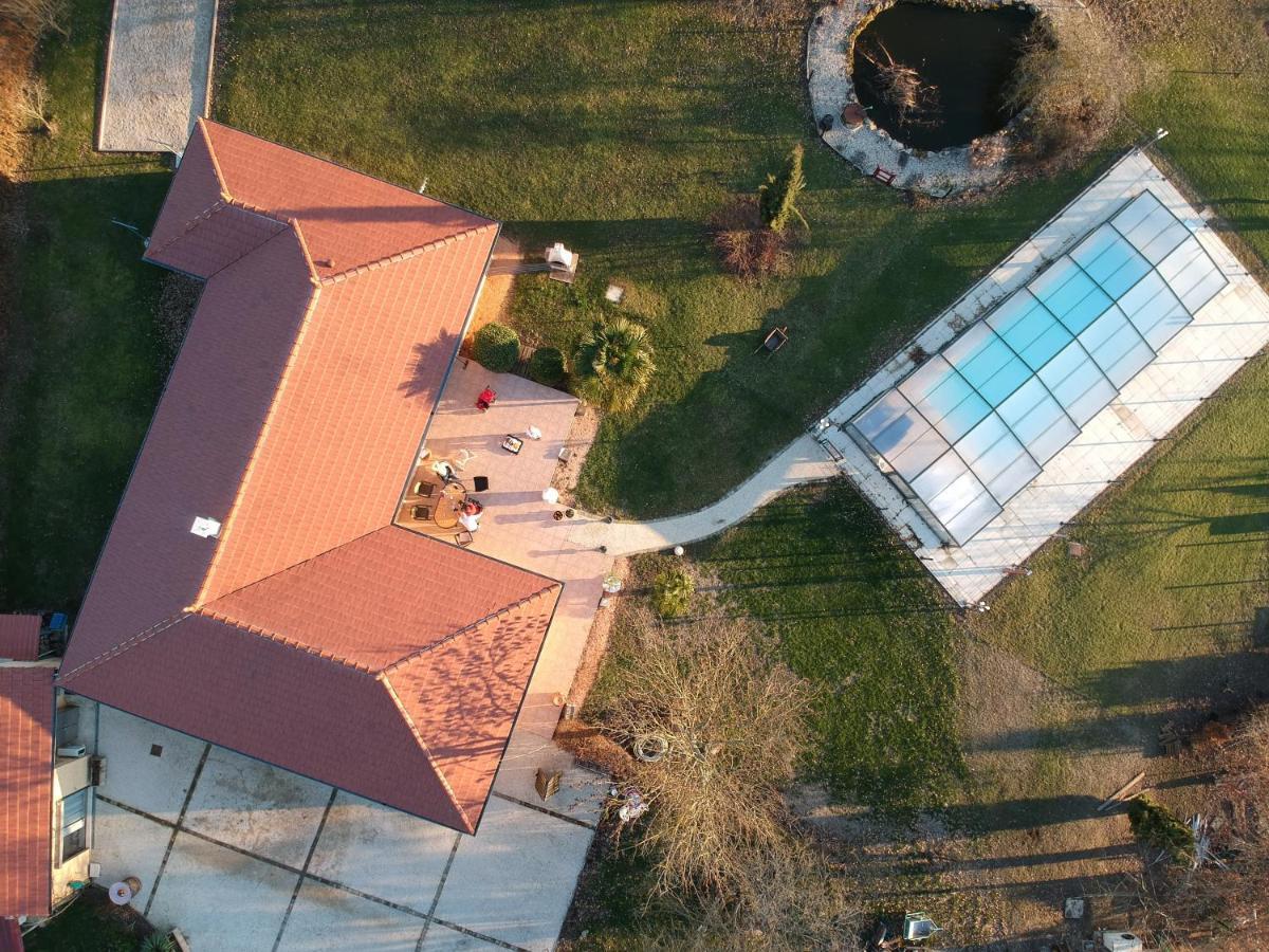 Alaguyauder La Chambre Chatillon-sur-Broue Exteriör bild