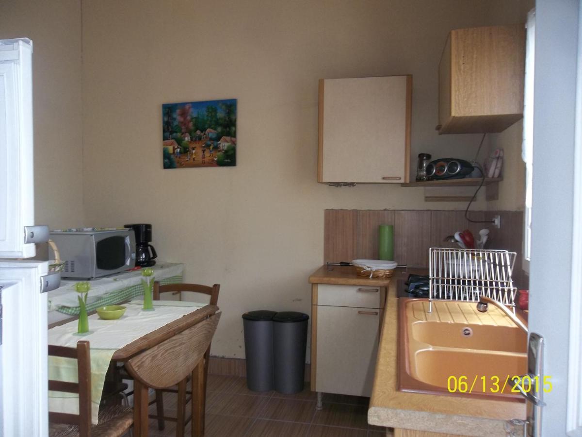 Alaguyauder La Chambre Chatillon-sur-Broue Exteriör bild